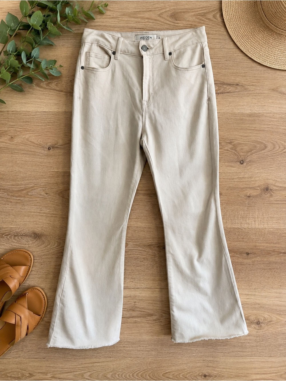 HIDDEN Jeans Size 27 Cream High Rise Flare Raw Hem Stretch Jeans